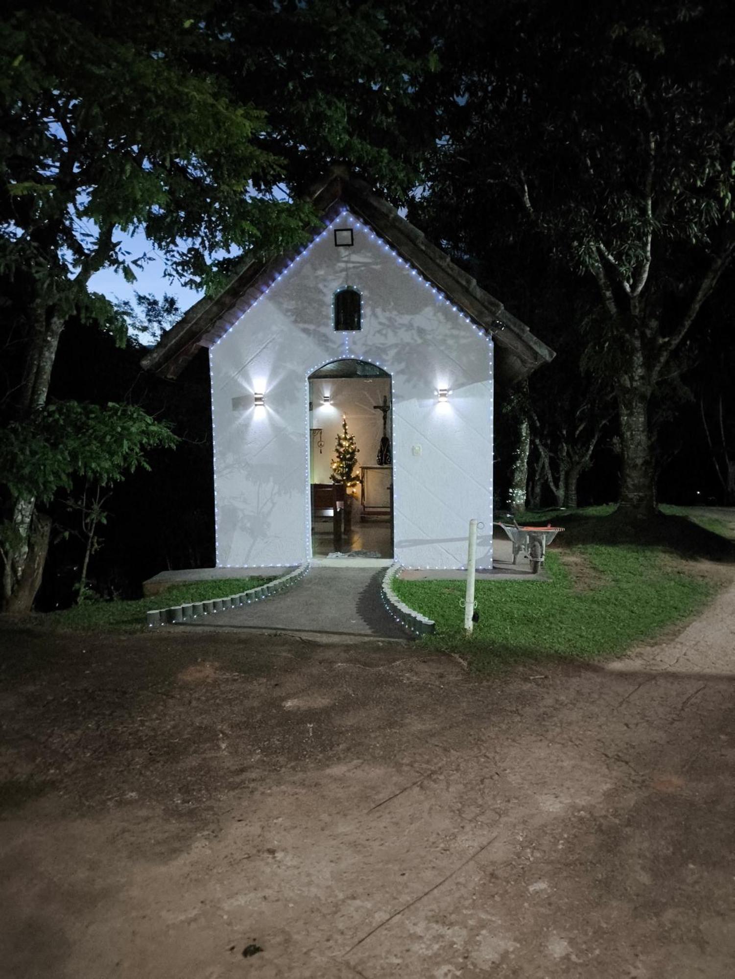 Pousada Nossa Senhora Penedo  Exterior photo Chapel of the Holy Trinity